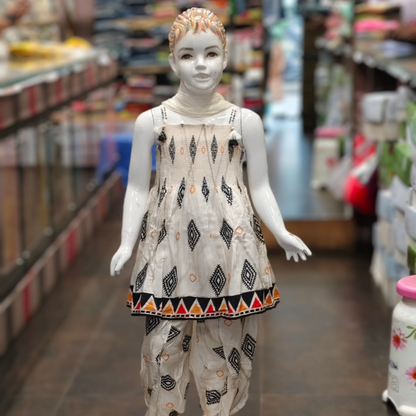 MODERN TRENDY GIRLS WHITE DHOTI SET